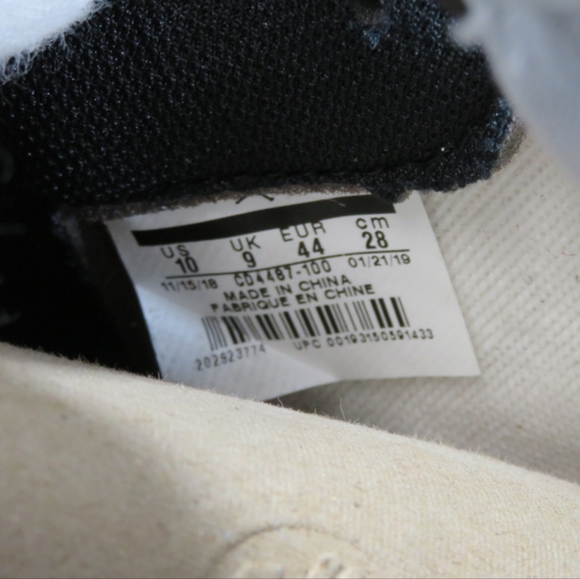 Jordan 1 Retro High OG SP x Travis Scott - Picture 10 of 11